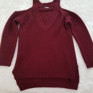 Charlotte Russe Cold-Shoulder Sweater Size…